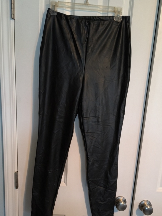 Express Denim - Express Women's Black Faux Leather-Look Leggings